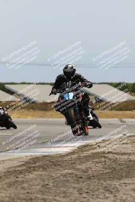 media/May-26-2025-Lets Ride (Mon) [[3bf1de1d65]]/B Group/1220pm (Wheelie Bump)/